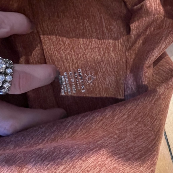 NWOT AERIE SUPER HIGH WAISTED JOGGERS - Picture 2 of 2